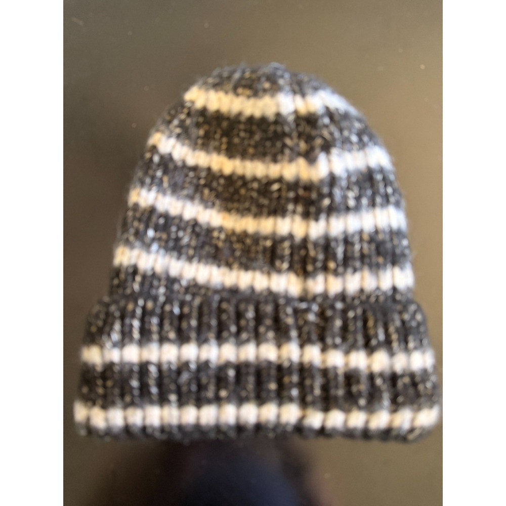 Time & Tru Women's Striped Knit Beanie Plush Faux Fur Lined Winter Hat One Size
